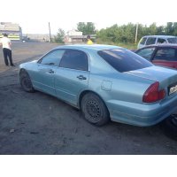 Продам а/м Mitsubishi Diamante битый