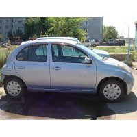 Продам а/м Nissan March битый